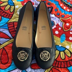 Liz Claiborne black flat size 7.5